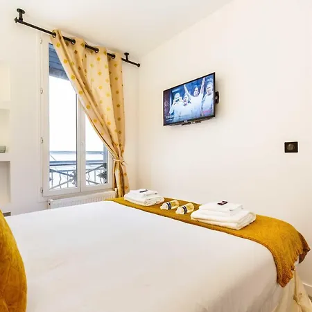 Cosy Studio 1br4p - Tour Eiffel Champs De Mars 18b דירה פריז